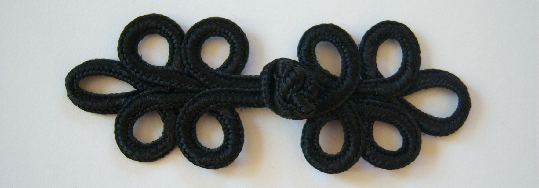 Black 5 Loop 1 1/4" x 3 1/2" Frog Closure