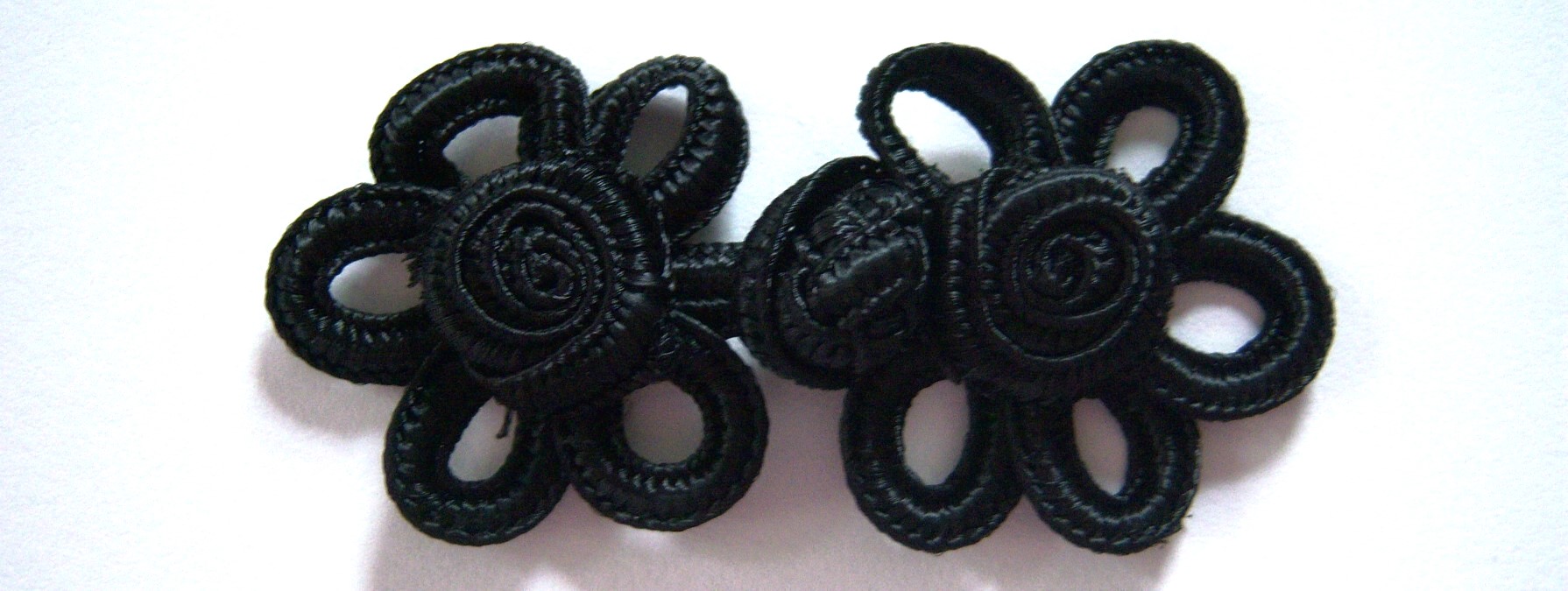 Black 5 Loop 1 1/4" x 2 5/8" Frog Closure