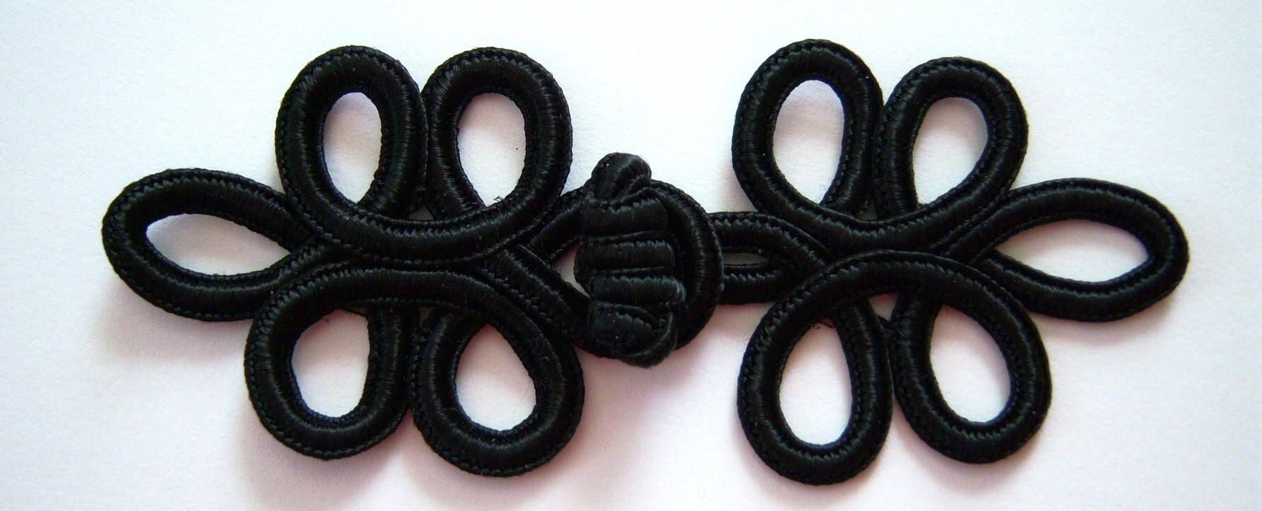 Black 1 3/4" x 4 1/4" Frog Closure