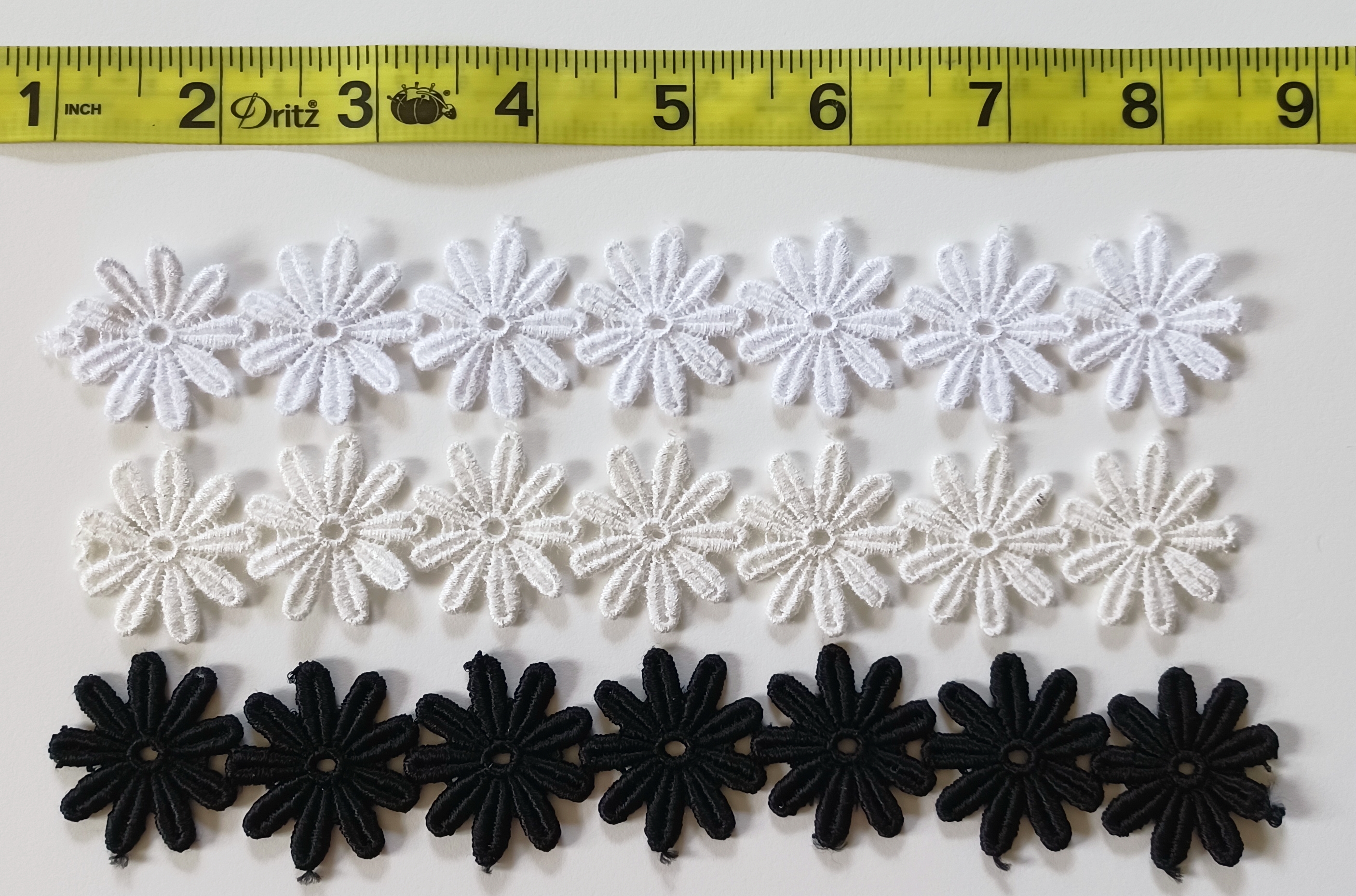 Venise Lace Daisy Sample Set