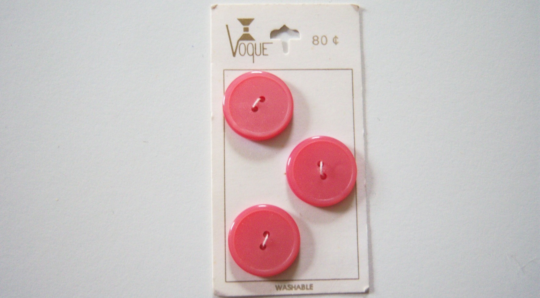 Vogue Shrimp 7/8" Button Card
