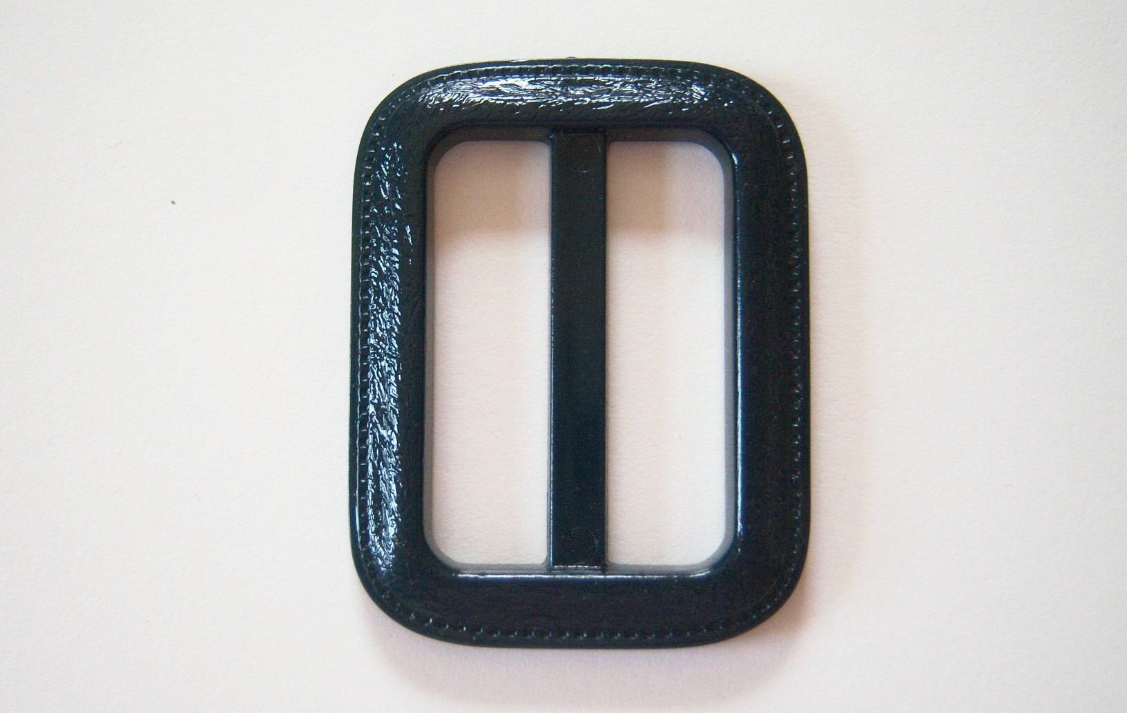 Navy 1 5/8" x 2 1/8" Plastic Buckle