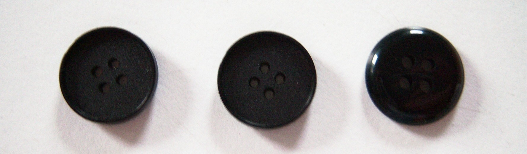 Black 4 Hole 9/16" Poly Button