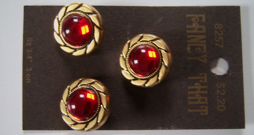 Fancy That Tomato/Gold 3/4" Button Card