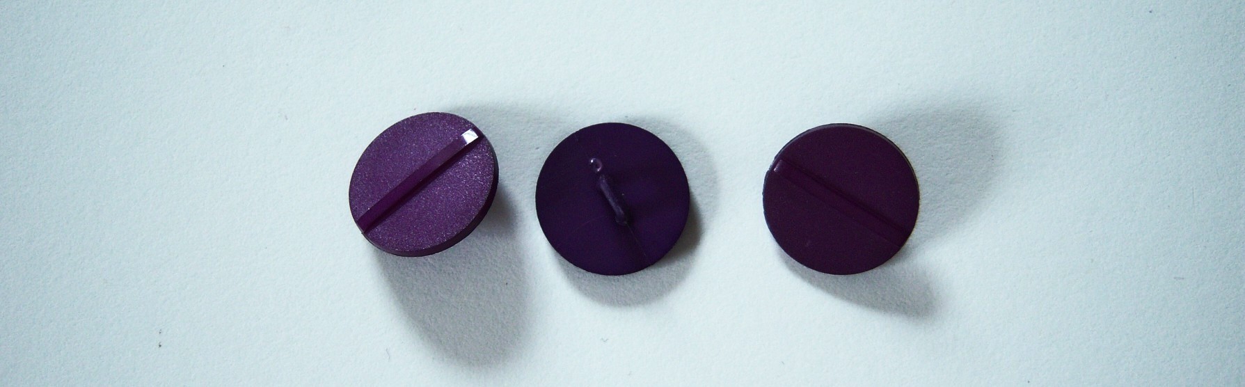 Matte Violet/Shiny Center Bar 11/16" Shank Button