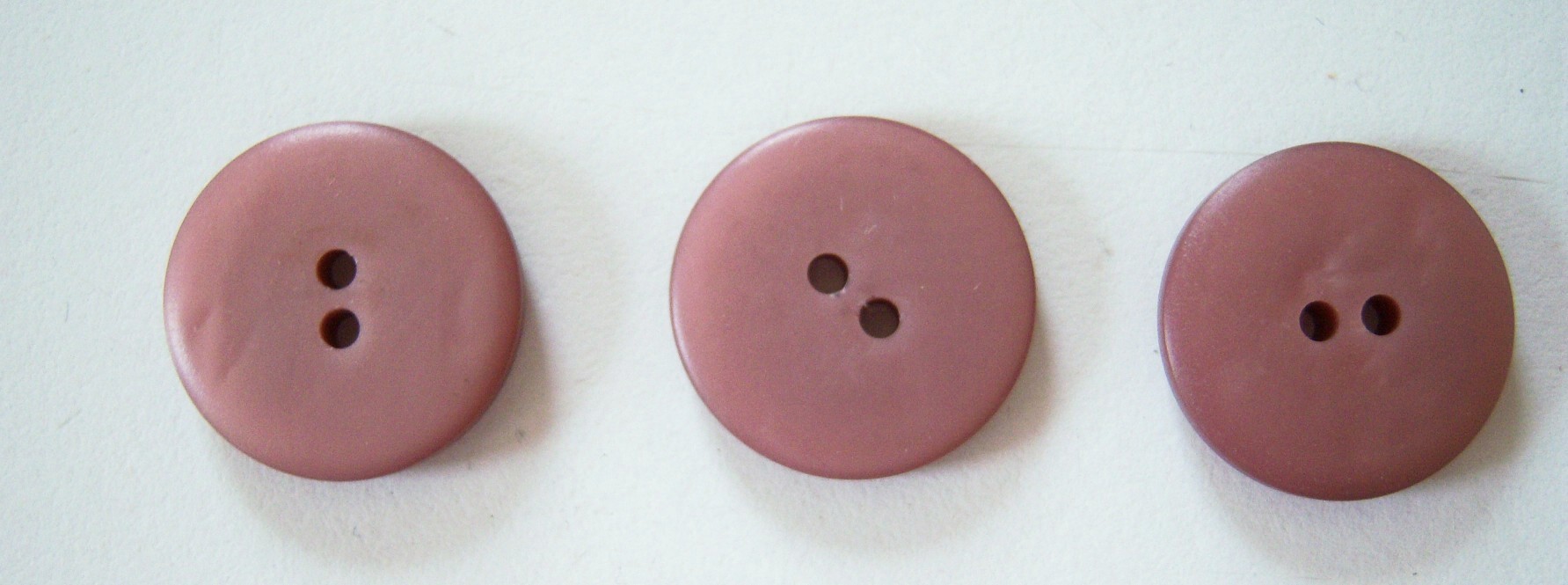 Light Mauve 3/4" 2 Hole Button