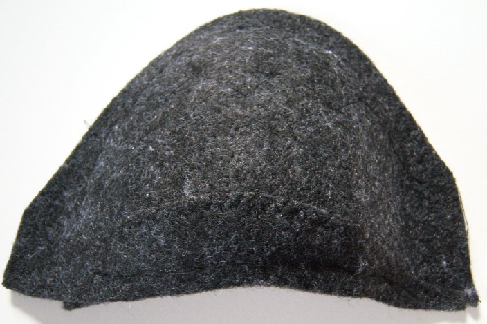 Black Felt Raglan Shoulder Pad