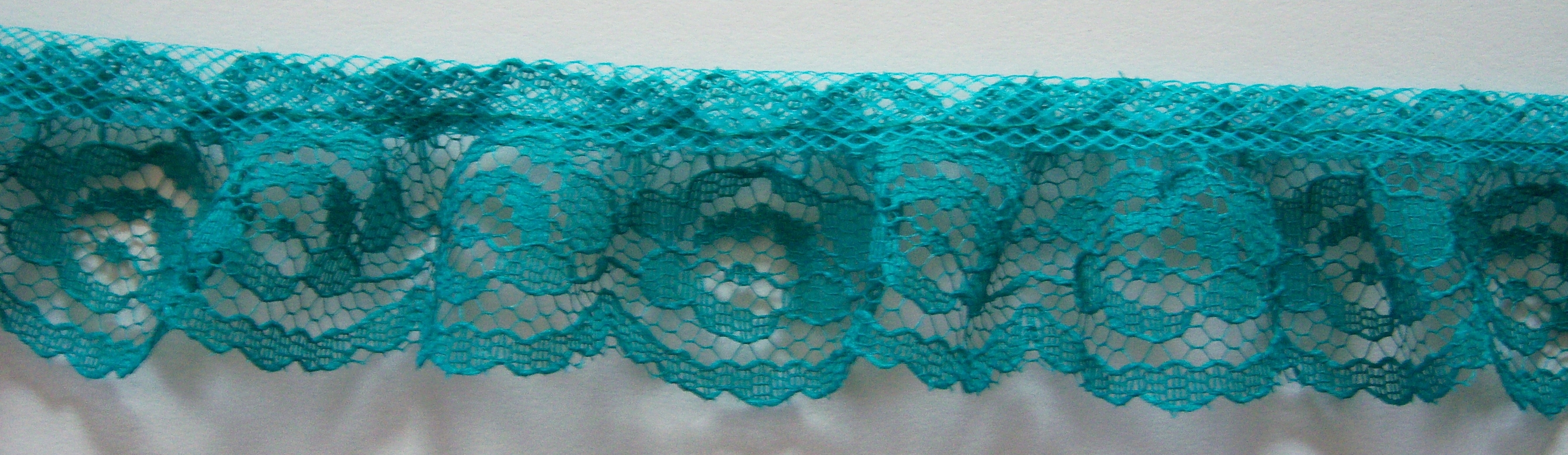 Jade 1 1/4" Ruffled Lace