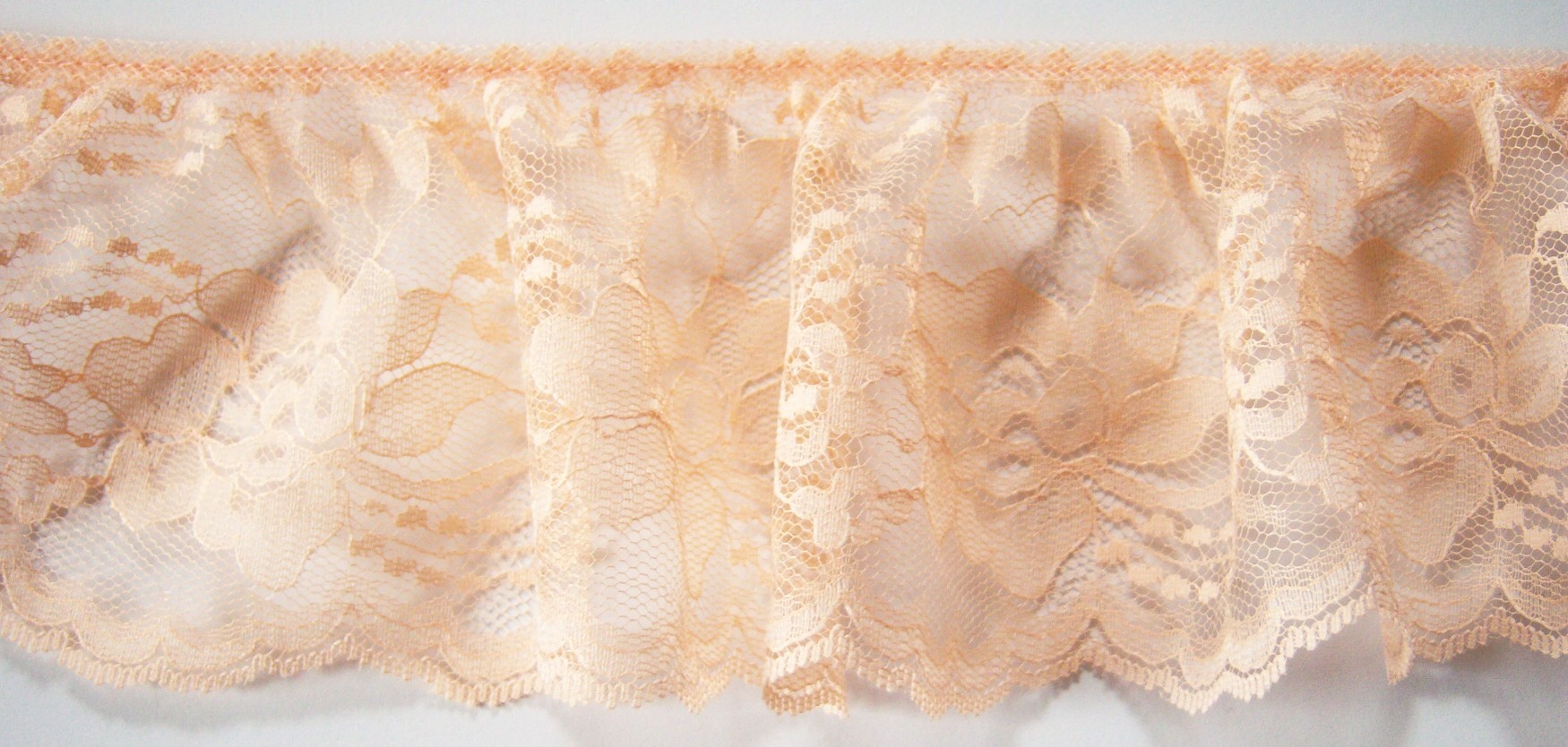 Light Peach 4" Ruffled Lace