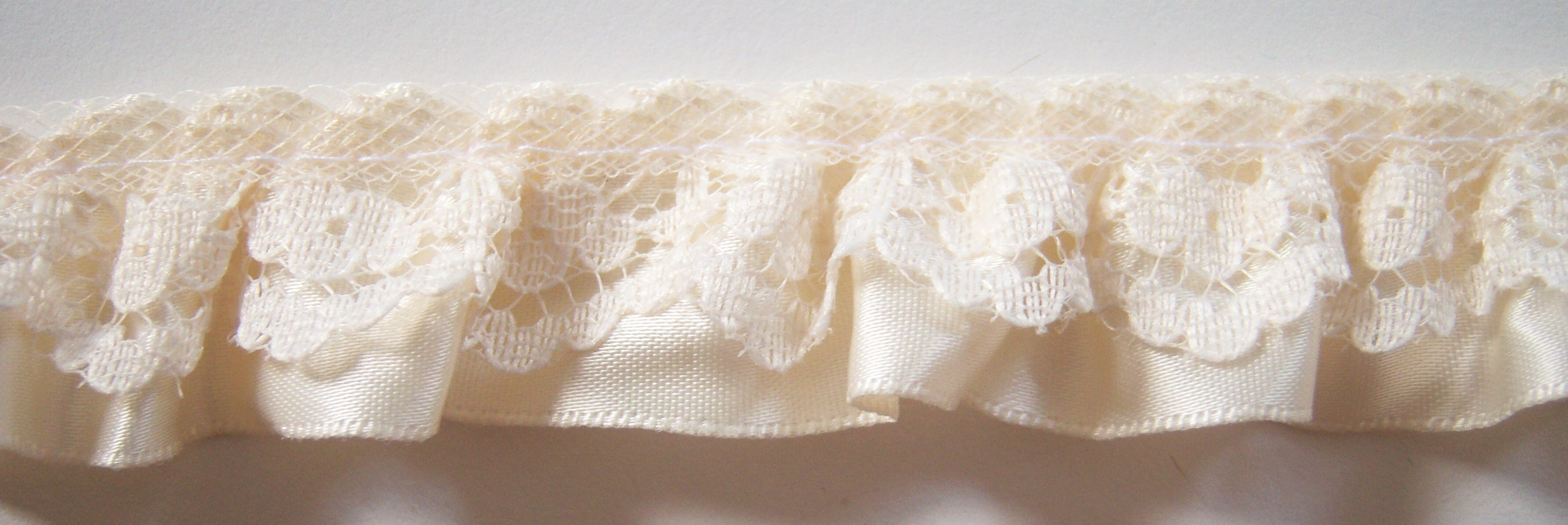 Ivory Lace/Ivory Satin Ruffled