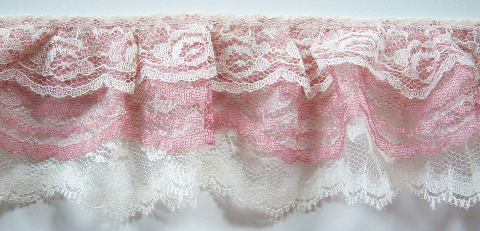 Eggshell/Dusty Rose/Eggshell Triple Lace