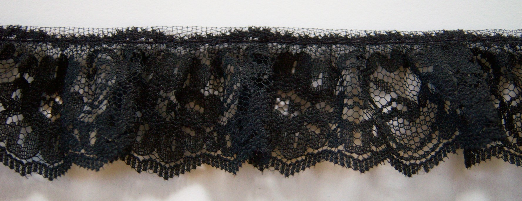 Black 1 1/2" Ruffled Lace