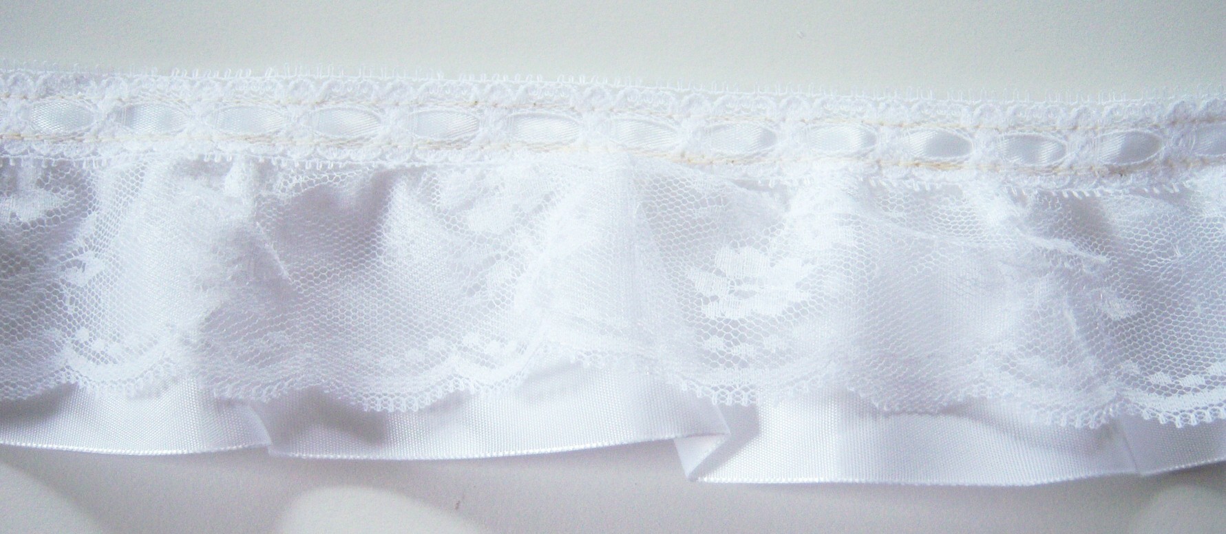 White/Off White Ruffled 2 1/2" Lace