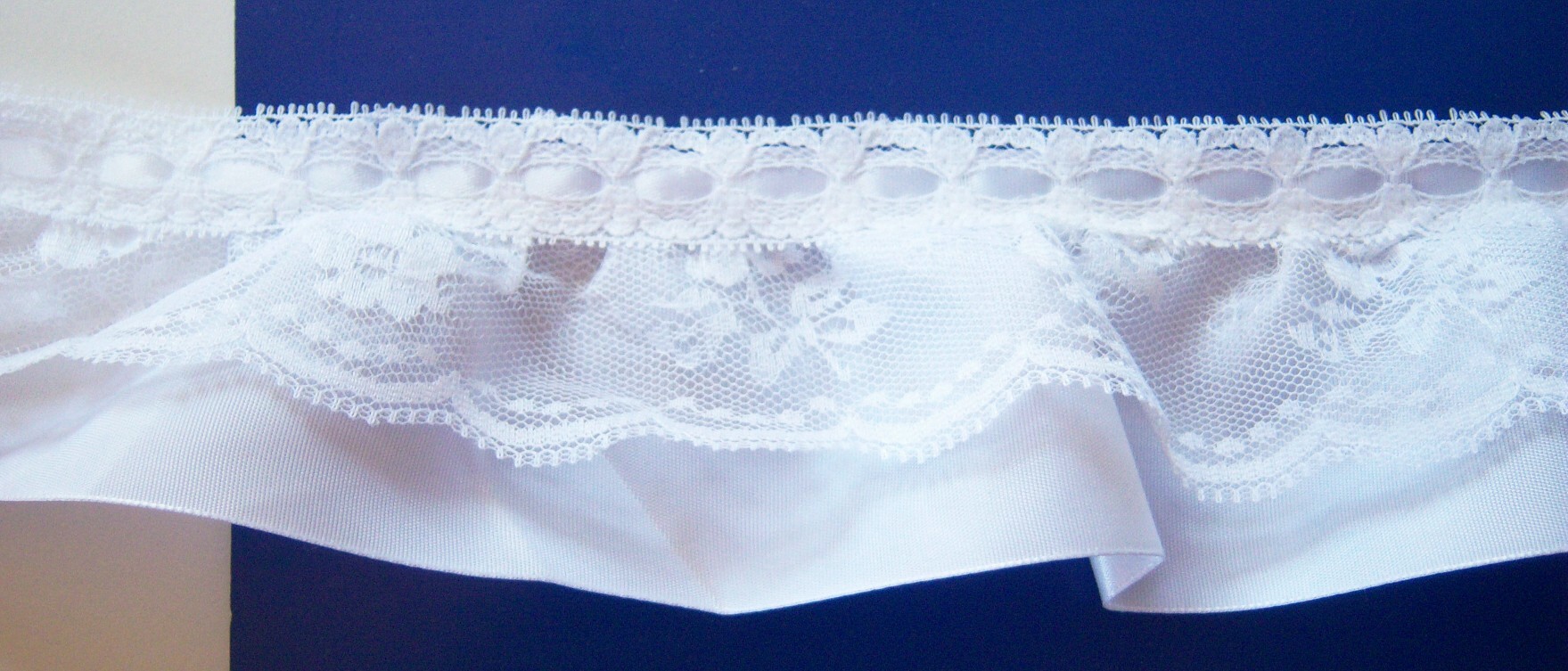White/Matte Satin Ruffled 2 1/2" Lace