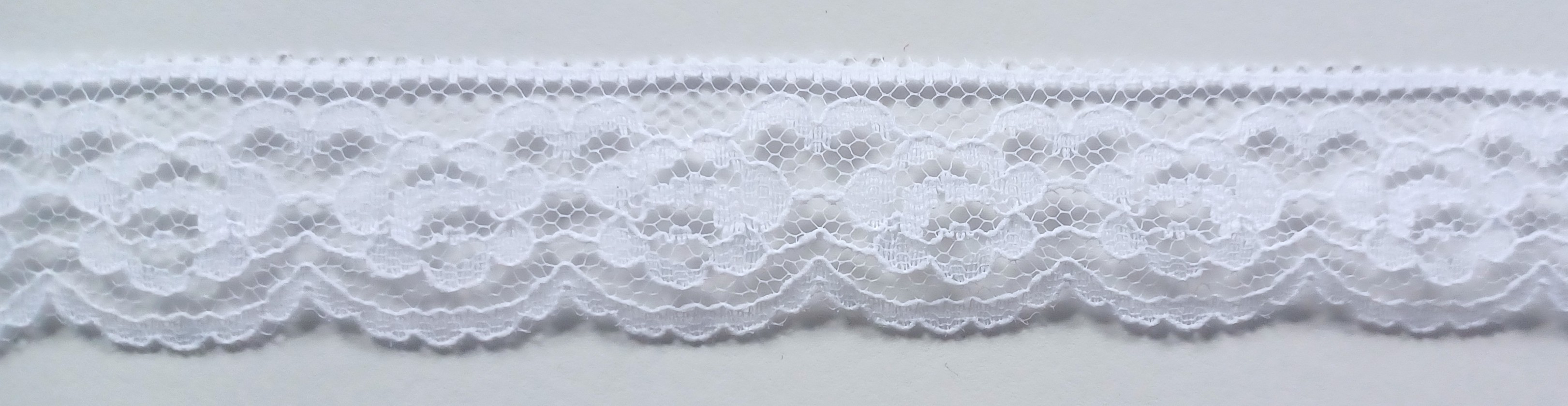 White 1 1/4 Inch Nylon Lace