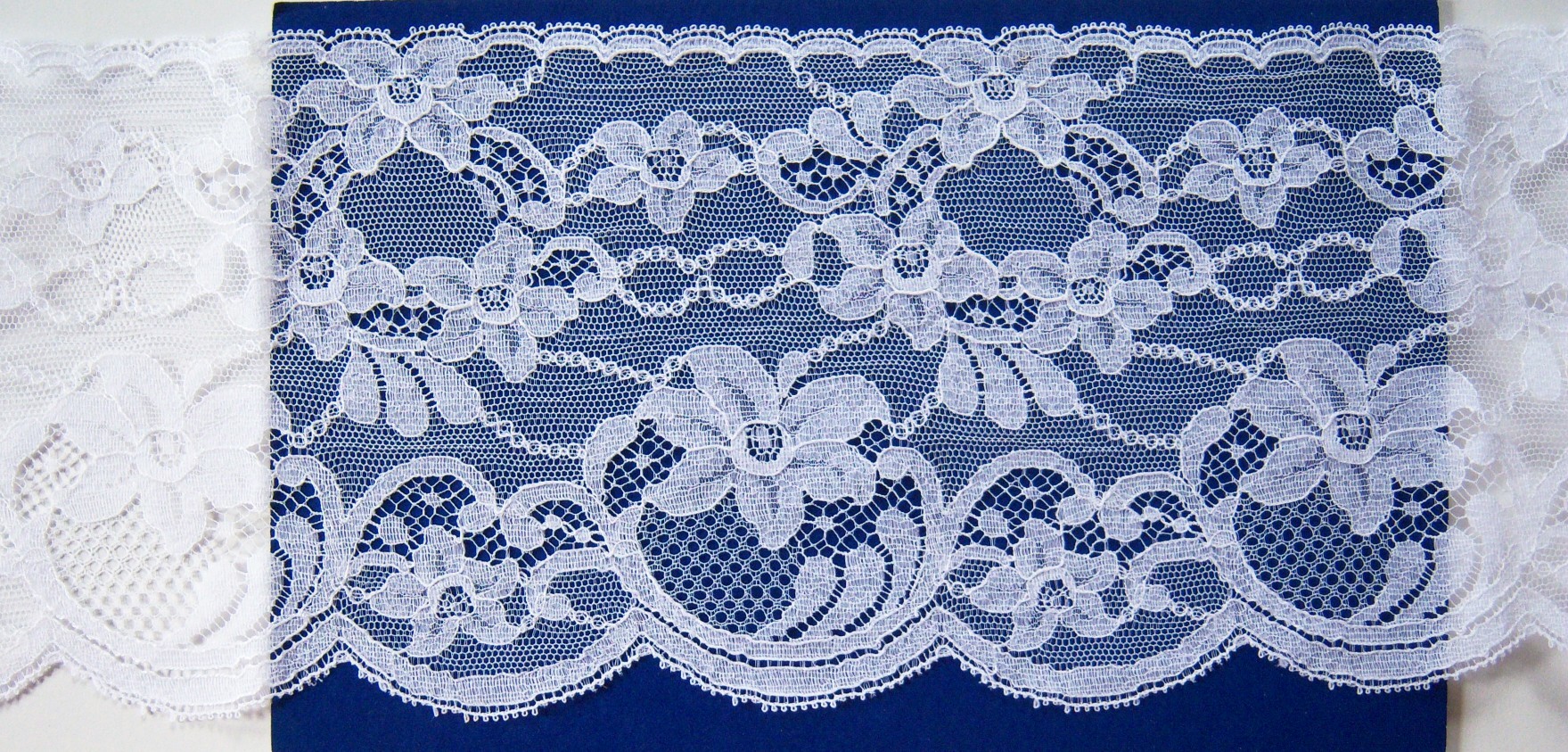 White #486/1144 Nylon 5 1/4" Lace