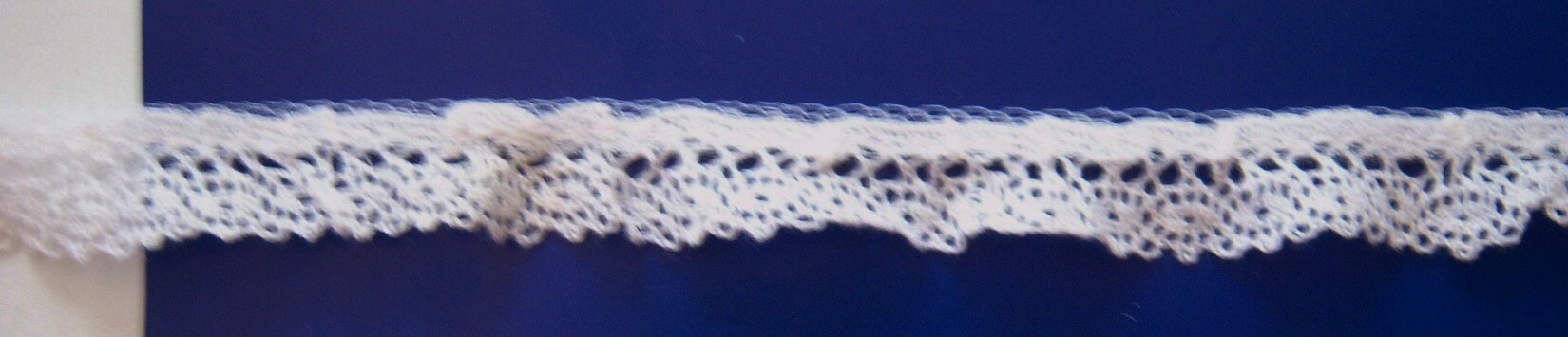 White 9/16" Gathered Lace