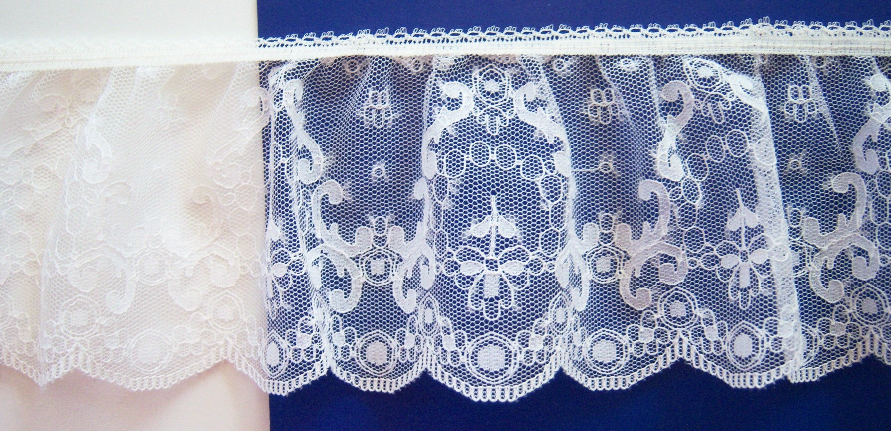 Candlelight 3 1/4" Gathered Lace