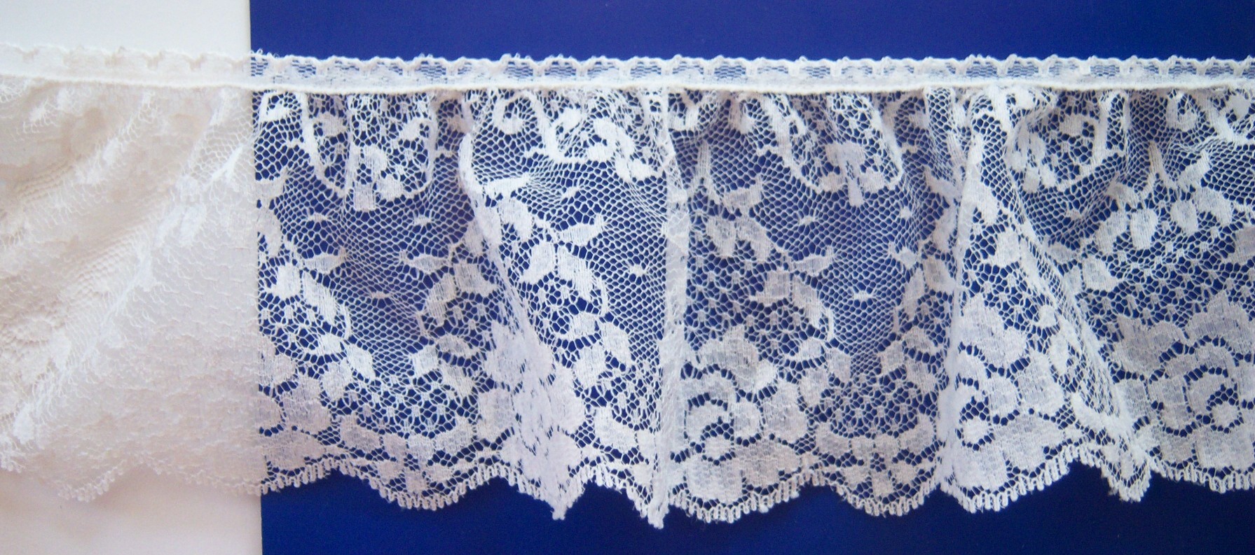 Candlelight 3 1/2" Gathered Lace