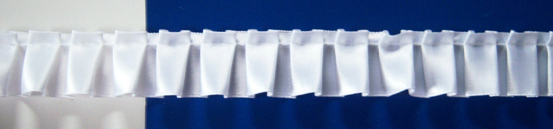 White 1" Pleated Satin Ribbon