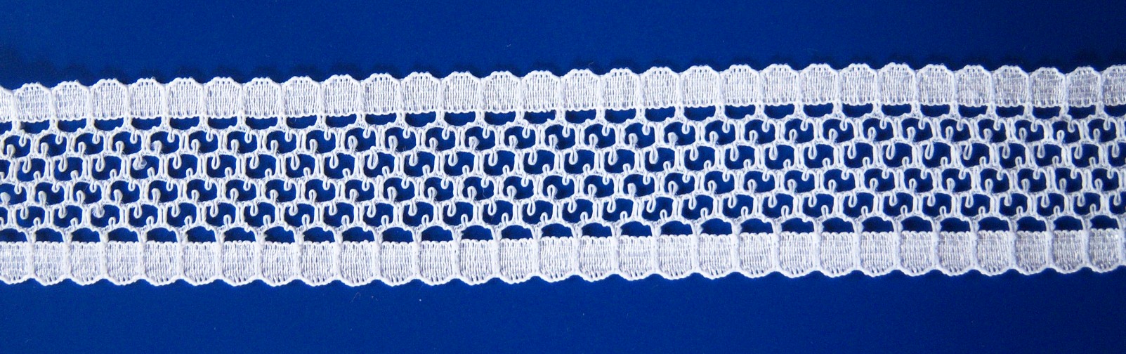 White 1 1/4 Inch Nylon Lace