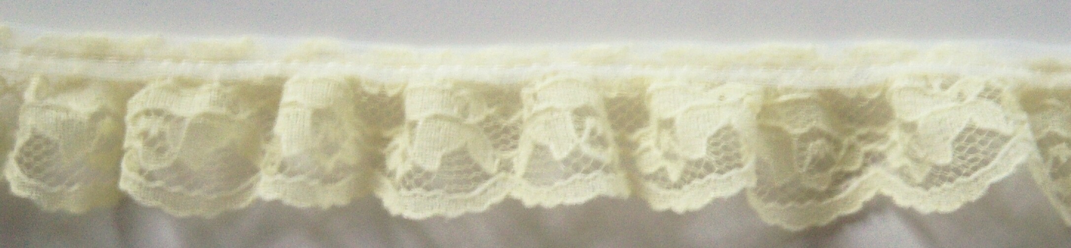 Light Yellow 1 1/4" Ruffled Lace