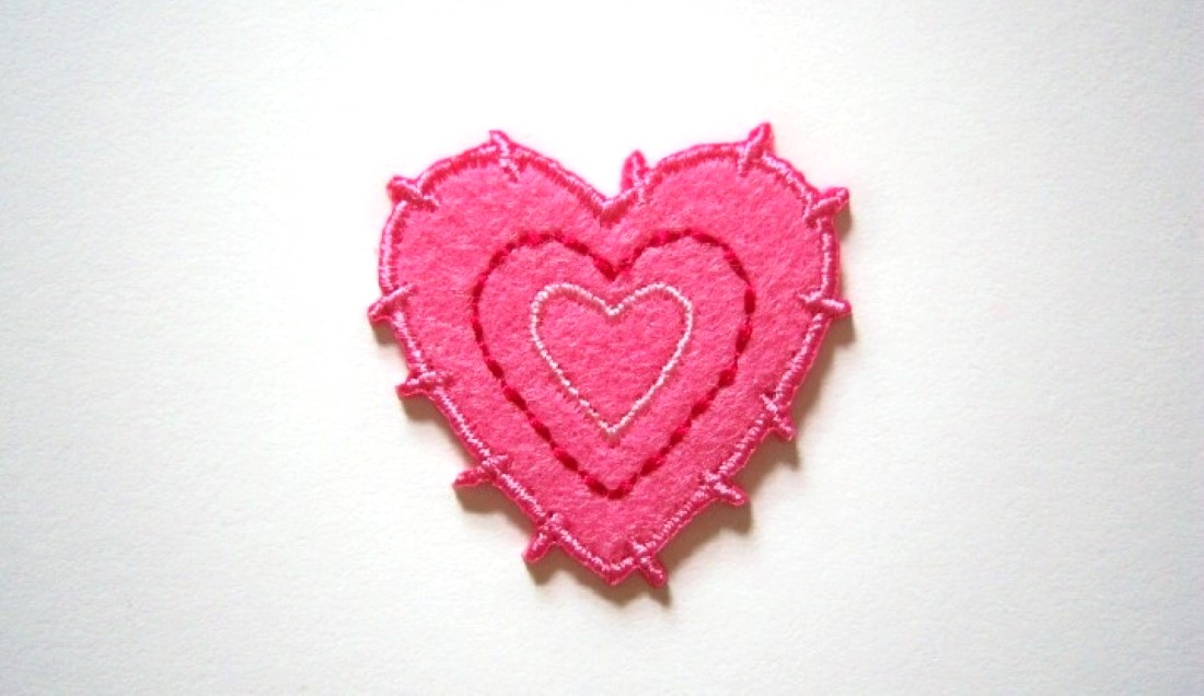 Wrights 2 Hot Pink Felt Heart Appliques