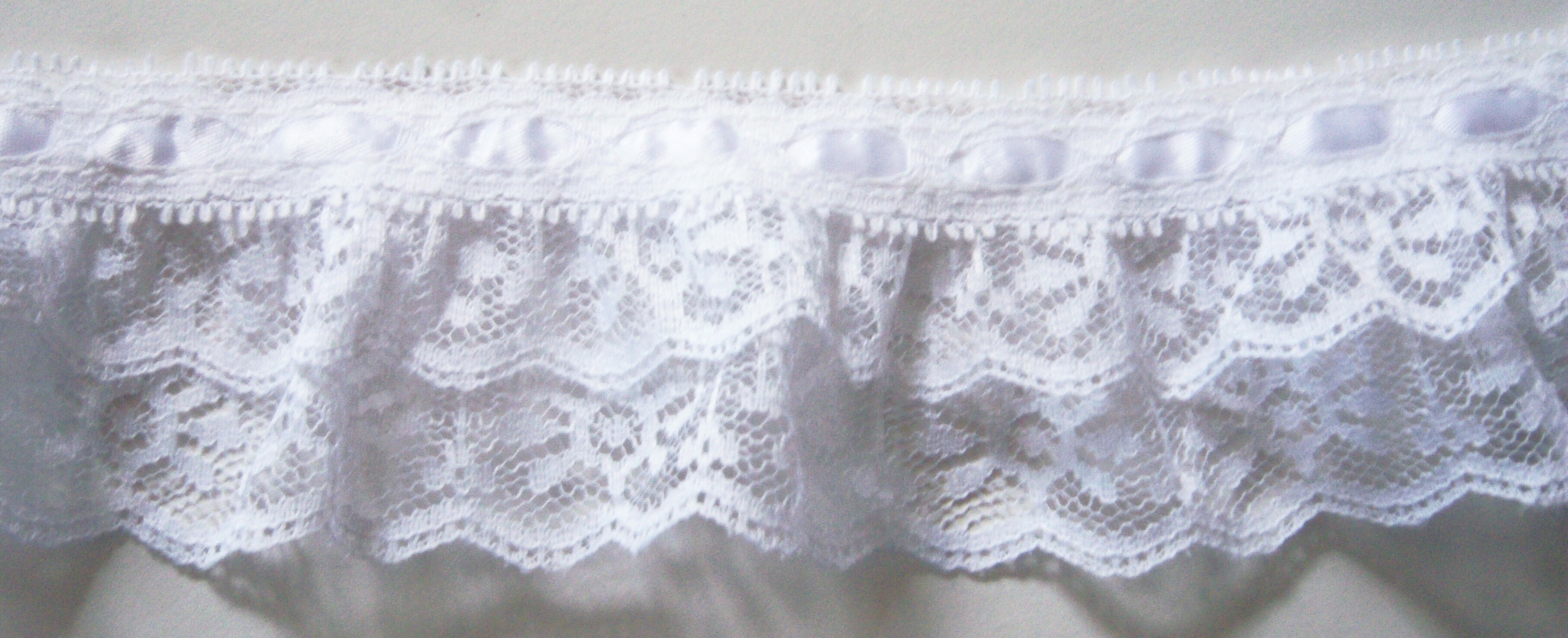 White/Satin 2 1/4" Gathered Lace