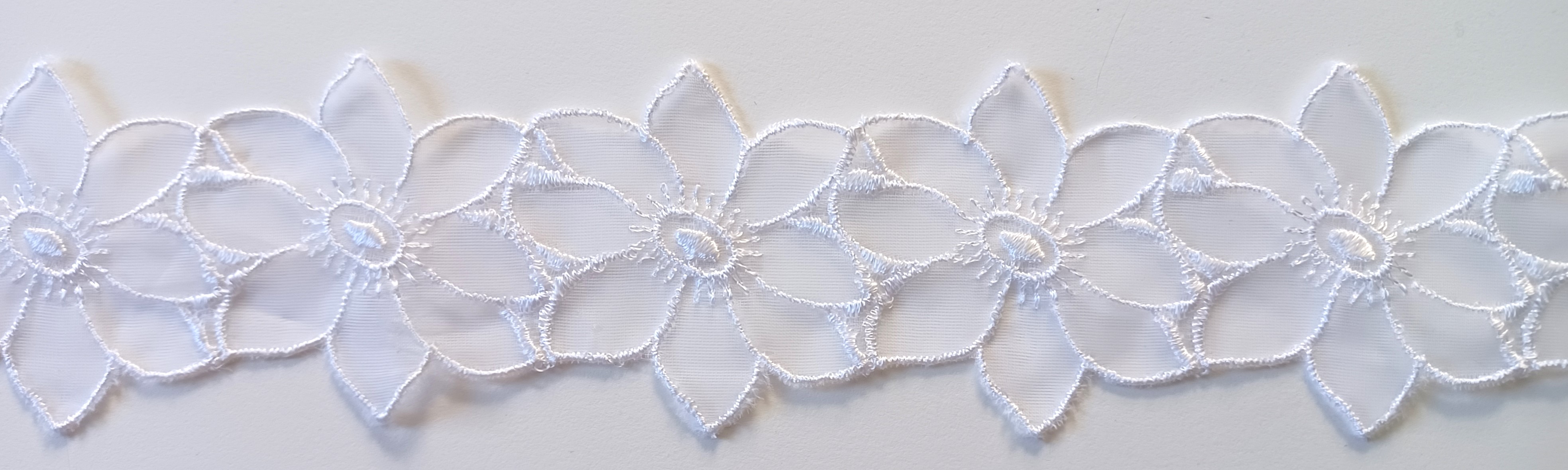 White Tricot Flowers 2 1/2" Lace Trim