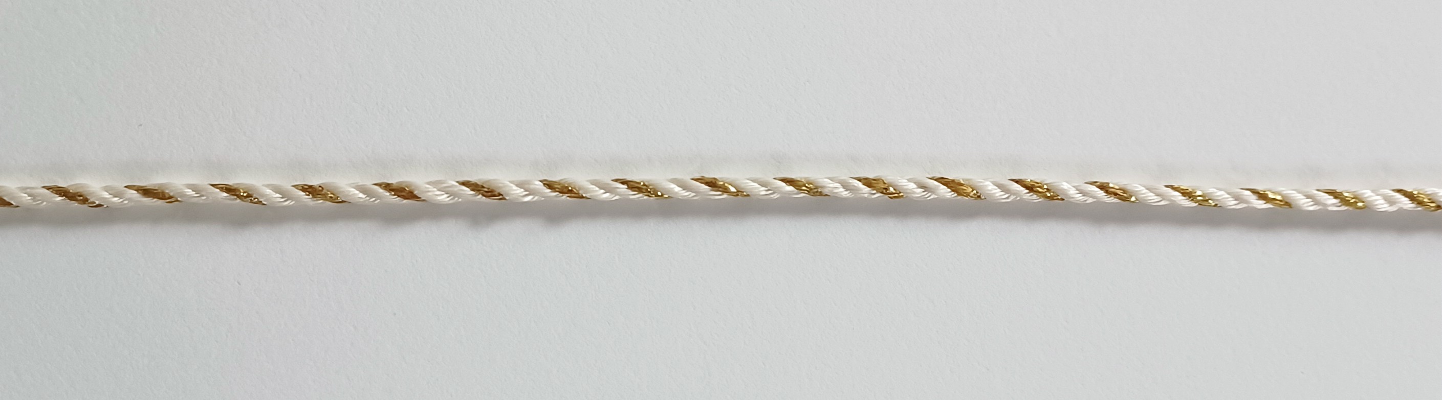 White/Gold Wired Metallic 1/8" Cord