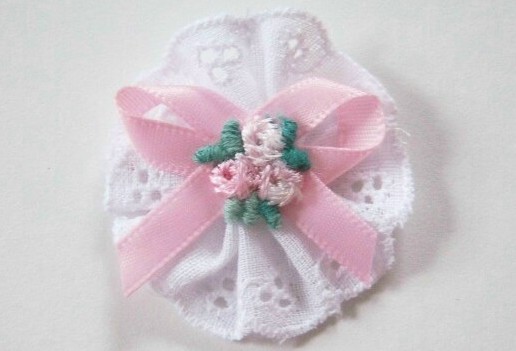 White Eyelet/Pink Bow/Tribud
