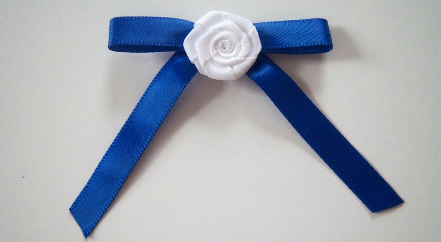 Royal/White Rose 2 1/2" x 2 3/4" Bow
