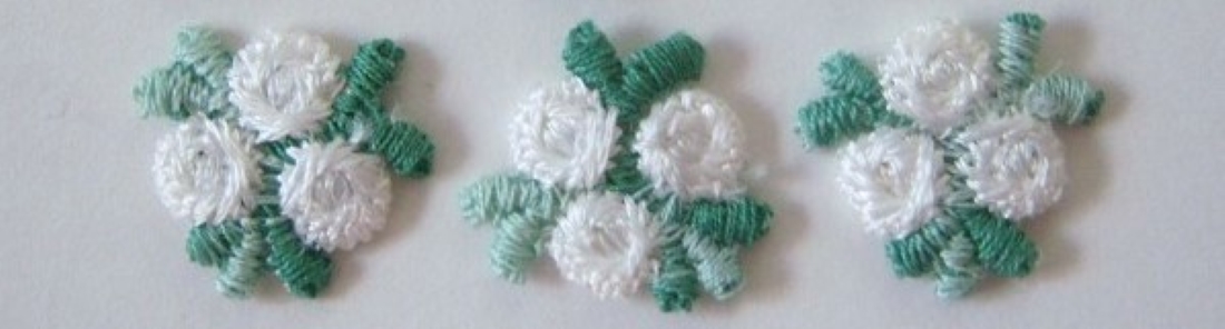 Winter White 3/4" Flower