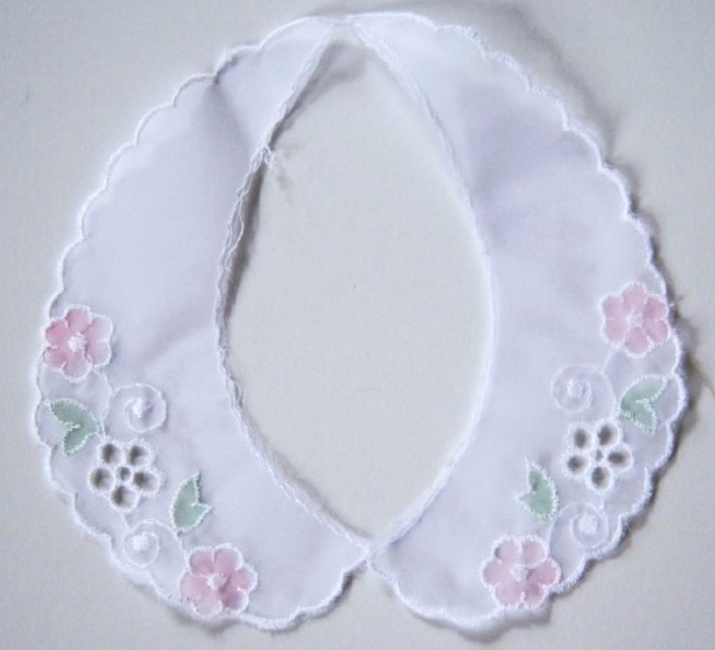 White/Pink/Green Sm Flower Collar