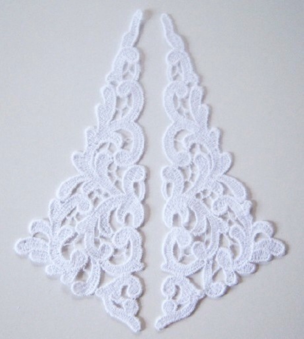 White Points Embroidered Collar