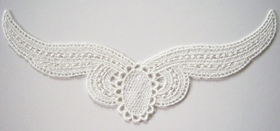 Light Ivory Venise Lace 4" x 7 3/4" Yoke