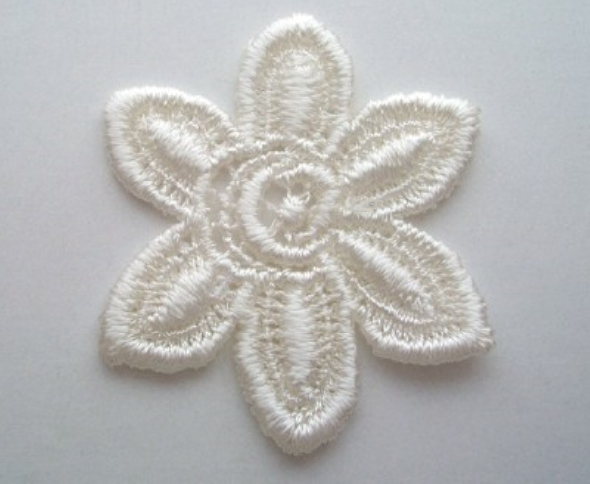 Light Ivory Flower Venise Lace Applique