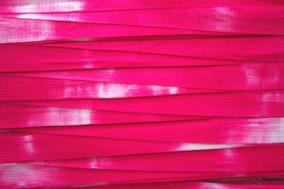 Cherry/White Tie Dye 5/8" Twill Tape