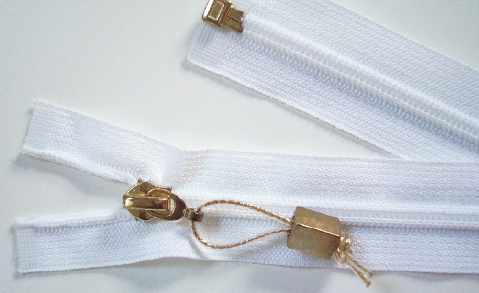 White YKK 28" Coil Gold Box Pull Separating Zipper