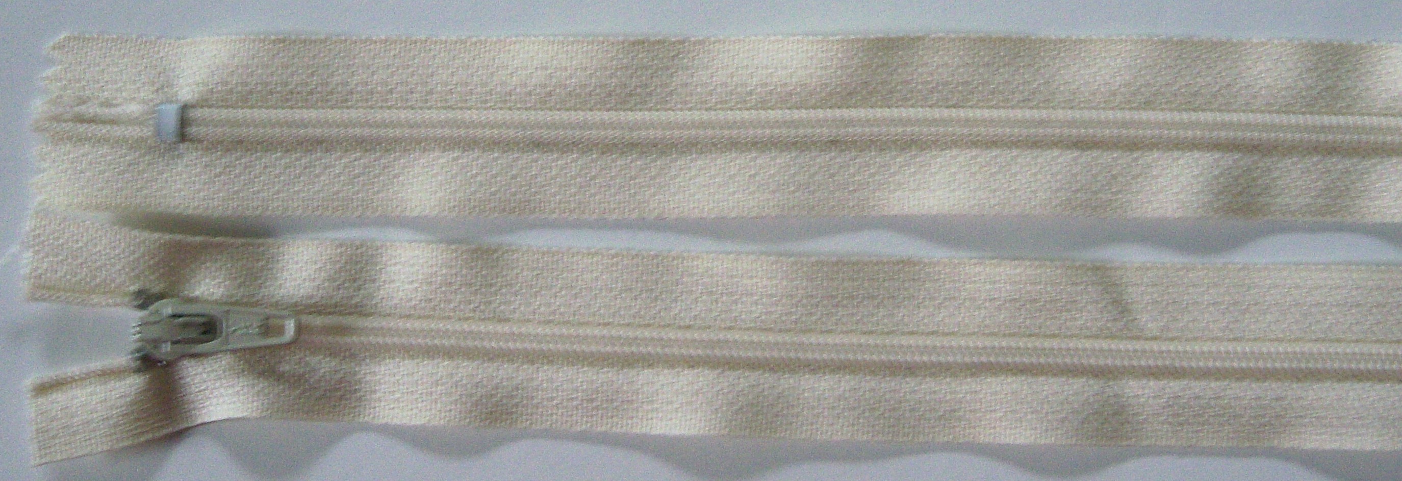 Ecru YKK 7" Zipper