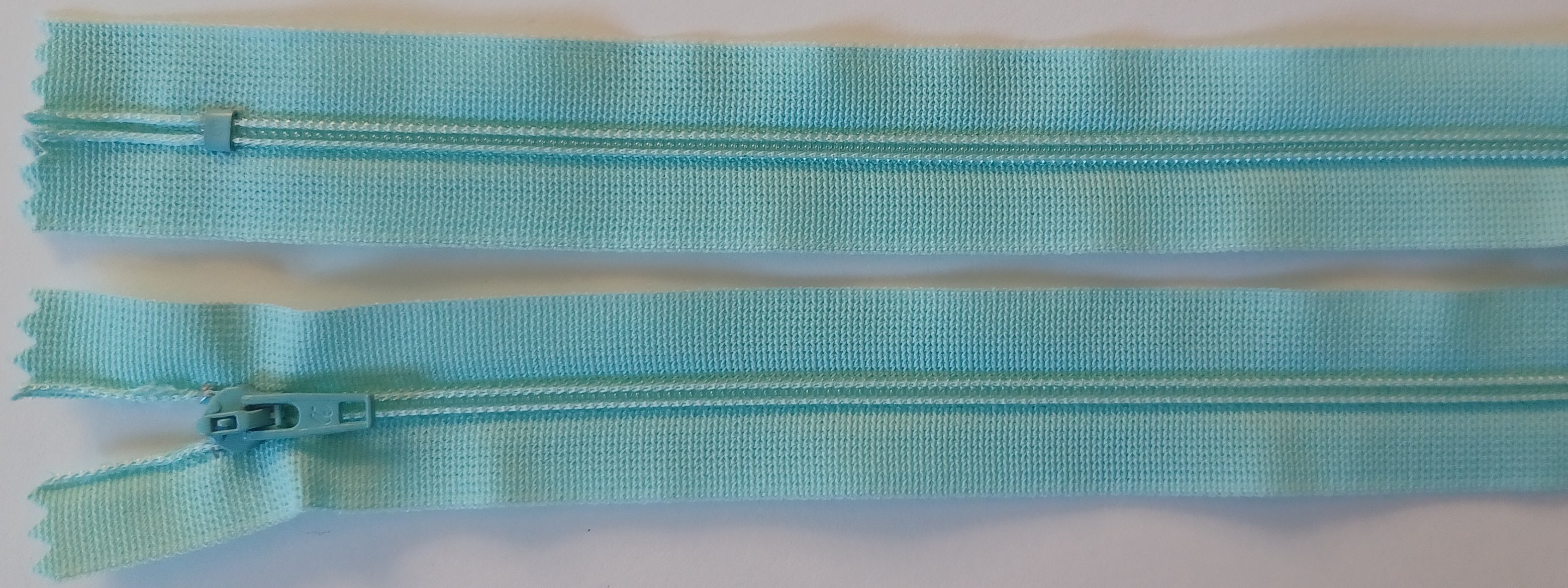 Coats & Clark 7" Mariner Nylon Coil Zipper