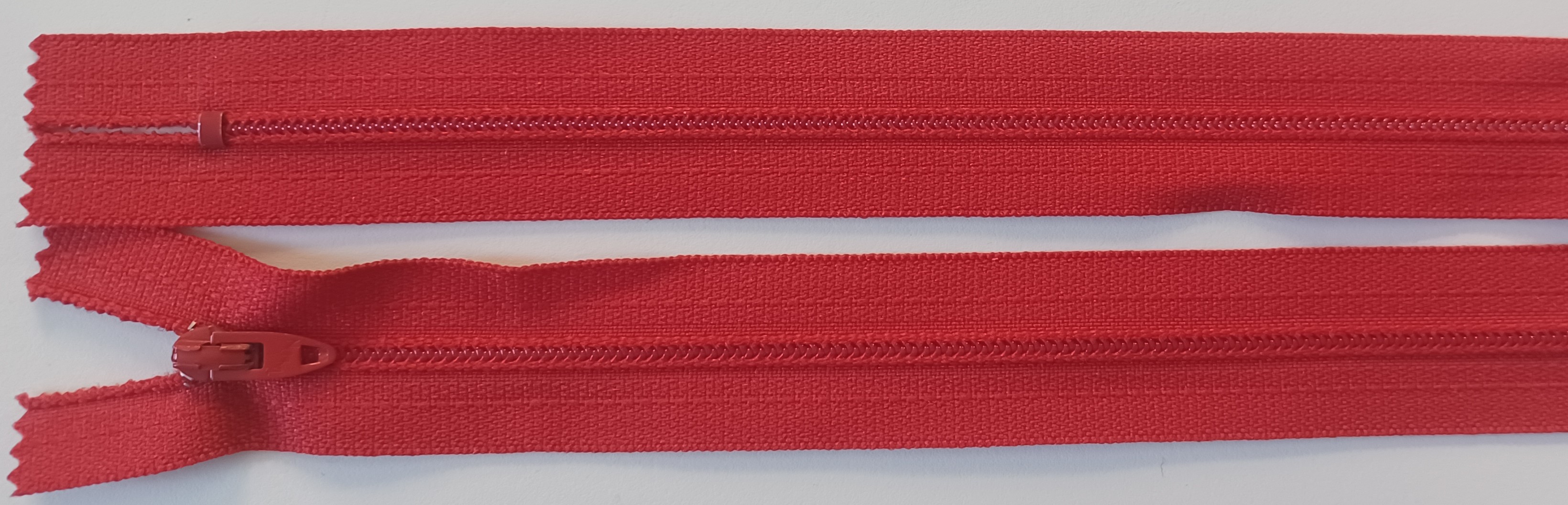 Talon 8" Red Nylon Coil Zipper