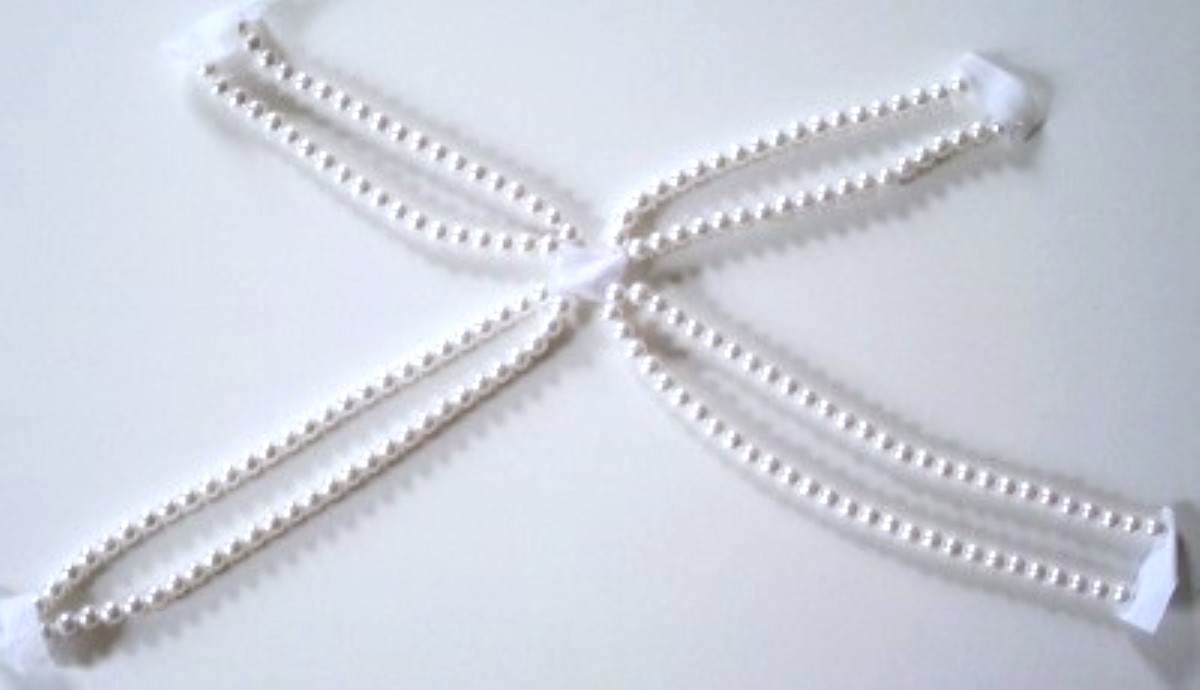 White Pearl 4" x 8 1/4" Double Strands