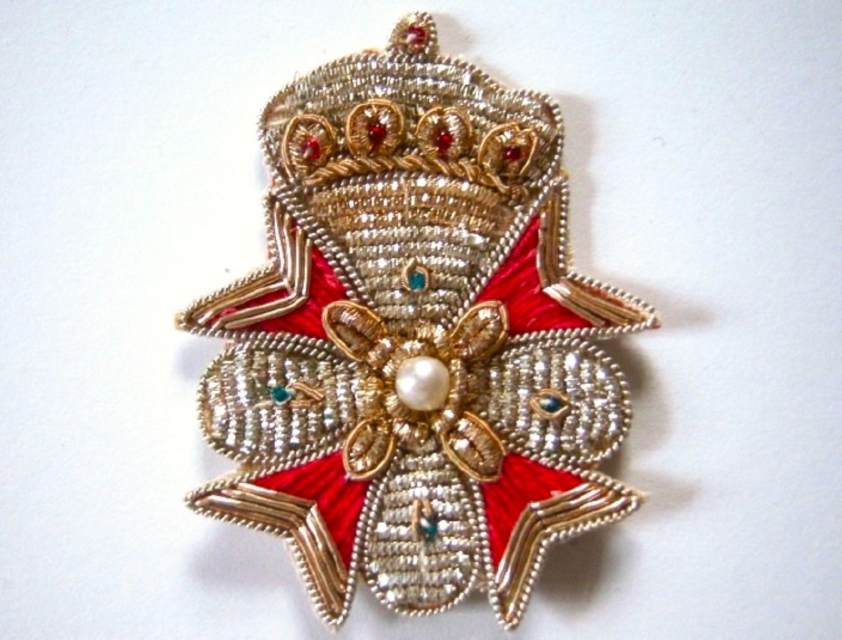 Red/Gold/Silver/Pearl Crown