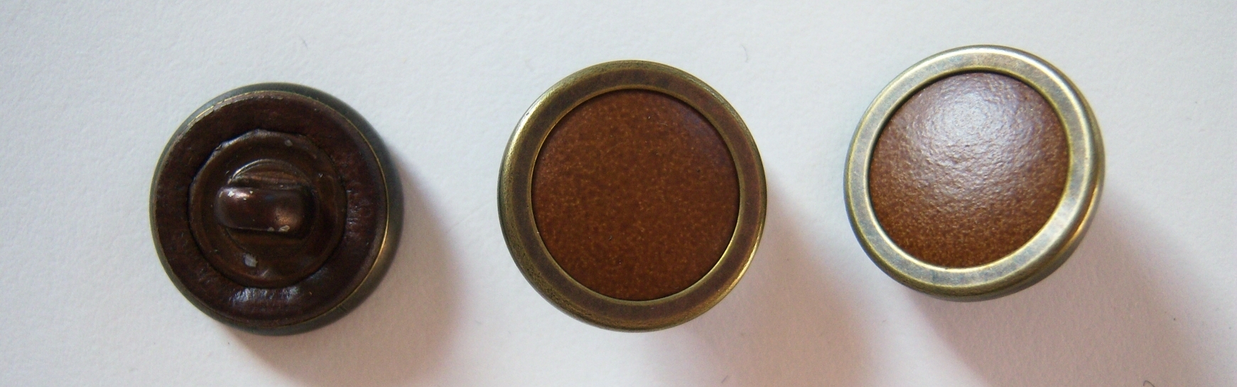 Ant. Gold/Leather 5/8" Shank Button