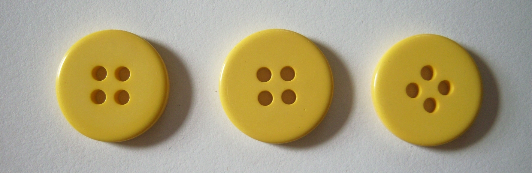 Canary 3/4" Poly 4 Hole Button