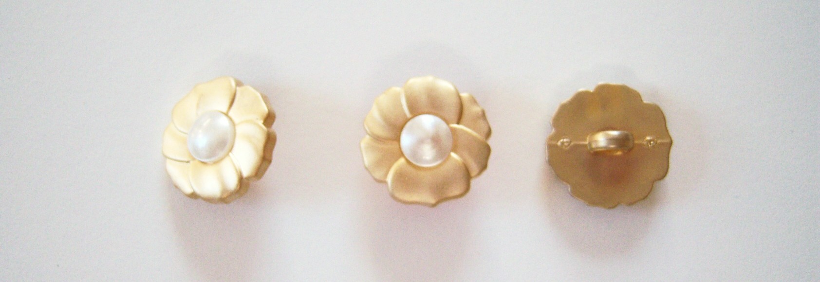 Matte Gold/White Flower 3/4" Poly Shank Button