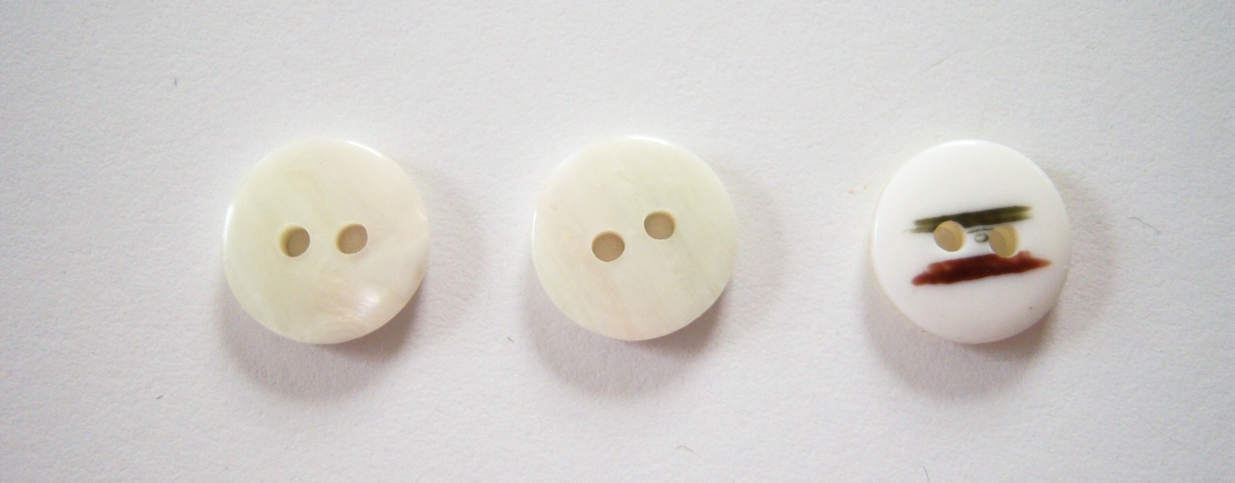 Ivory Pearlized 1/2" Poly 2 Hole Button