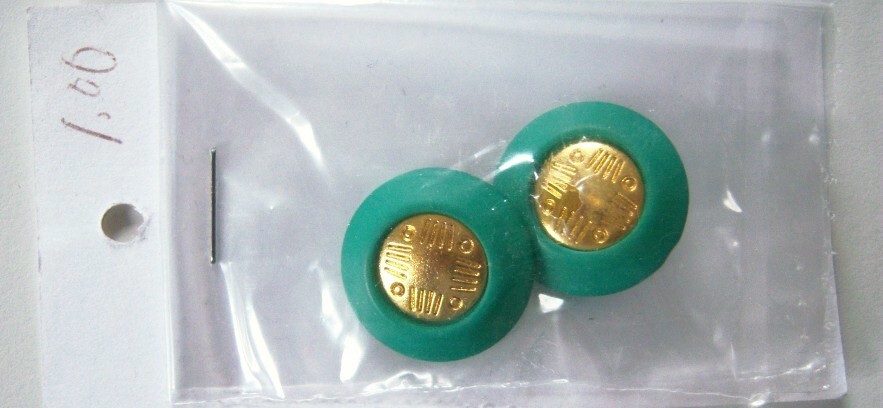 Jade/Gold 13/16" Shank Button