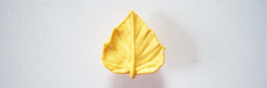 Maize ridged leaf 3/4" shank back poly button.